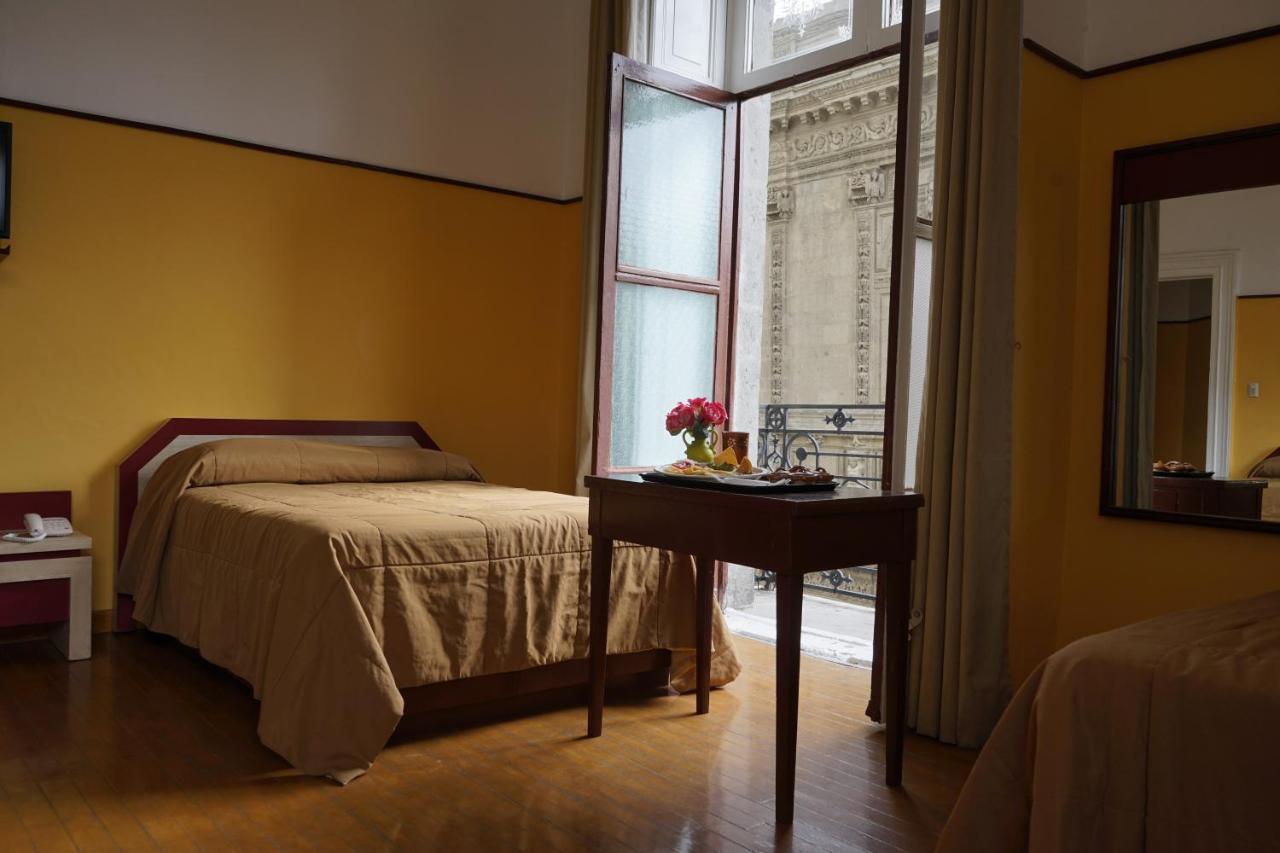 Hotel Isabel Мехико Экстерьер фото
