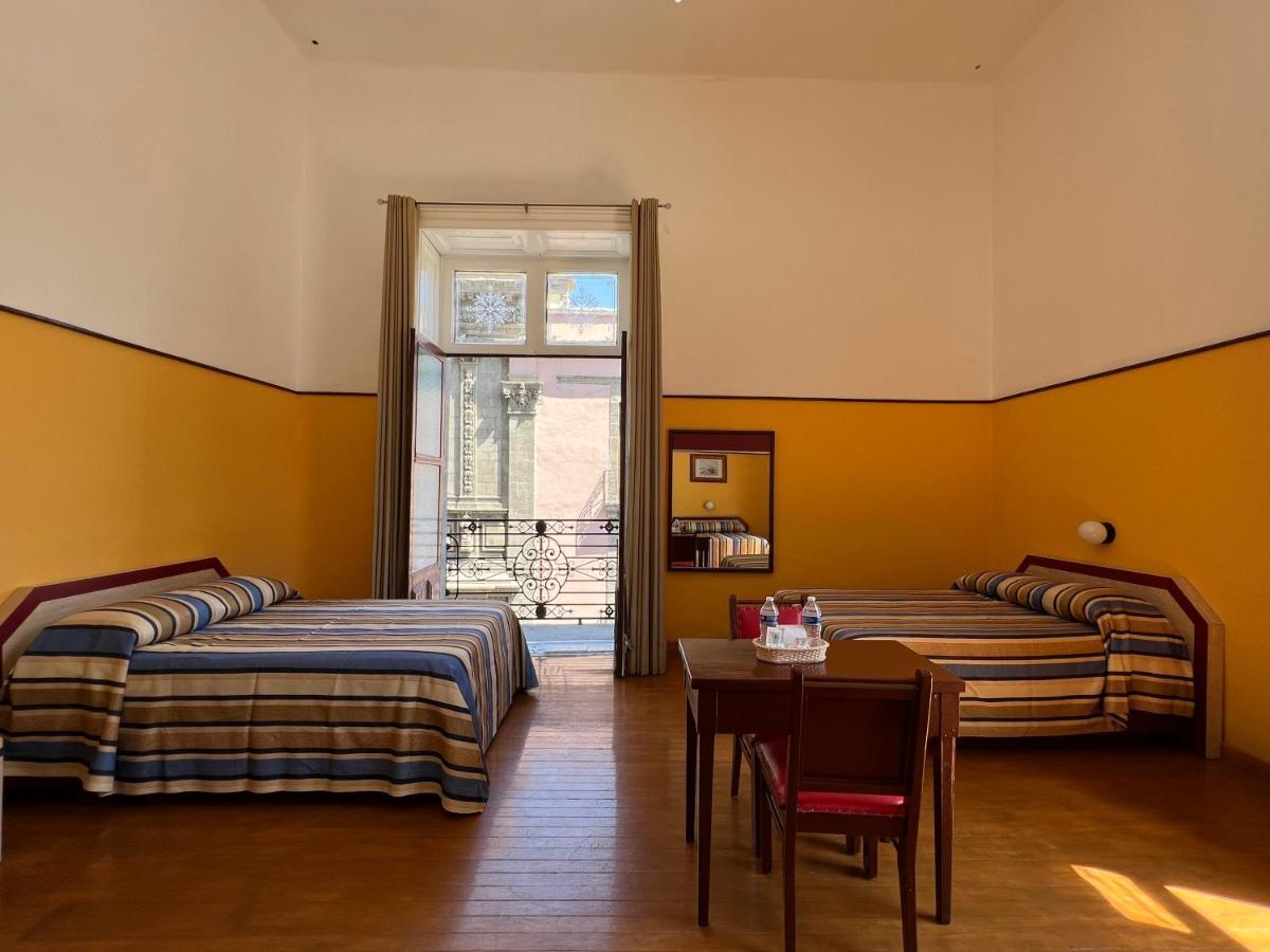 Hotel Isabel Мехико Экстерьер фото
